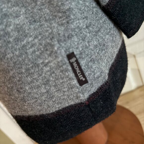 Moncler pullover crew neck gray mens sweater size XL cashmere wool - Picture 4 of 16